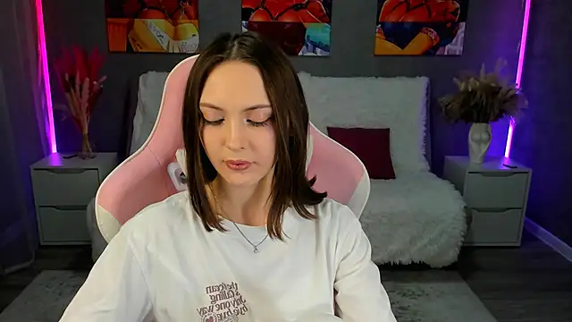 JesssWalker online show from 04-11-26, 09:18