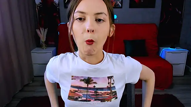 JesssWalker online show from 03-19-25, 06:24