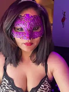 Snapshot of Ayeshaa__25 chatting on 03-18-25, 11:44 Ayeshaa  25 online show from 03-18-25, 11:44