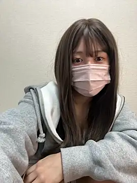 Snapshot of momo-love chatting on 03-19-25, 02:16 momo-love online show from 03-19-25, 02:16