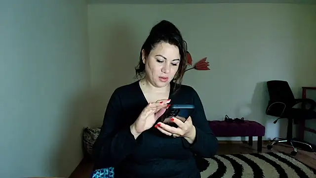 Snapshot of VixenVibesX chatting on 05-22-26, 07:39 VixenVibesX online show from 05-22-26, 07:39