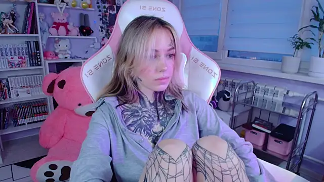 Catharsisi online show from 11-29-25, 01:00