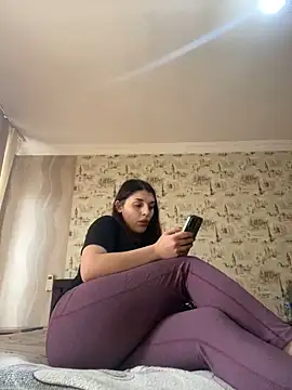Snapshot of Rosanna_Rennie chatting on 02-25-25, 11:21 Rosanna Rennie online show from 02-25-25, 11:21