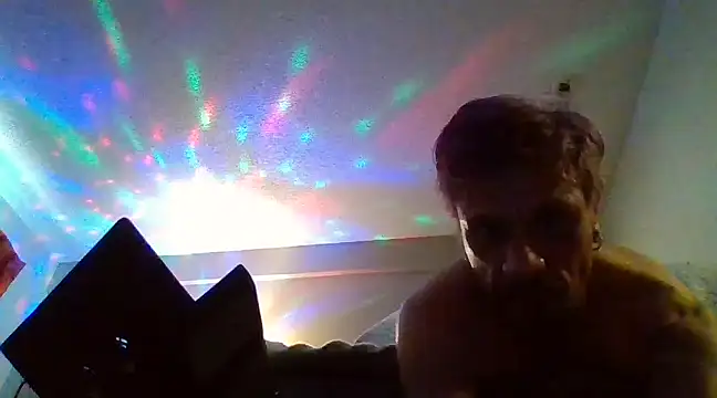 AQuickPhyx online show from 03-07-25, 09:48