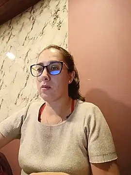 CHARLOTTE 1711 online show from 06-05-26, 12:26
