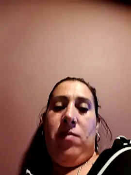 Snapshot of CHARLOTTE_1711 chatting on 09-16-25, 04:24 CHARLOTTE 1711 online show from 09-16-25, 04:24