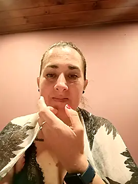 CHARLOTTE 1711 online show from 04-25-26, 02:47