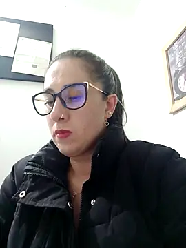 Snapshot of CHARLOTTE_1711 chatting on 02-09-25, 01:22 CHARLOTTE 1711 online show from 02-09-25, 01:22