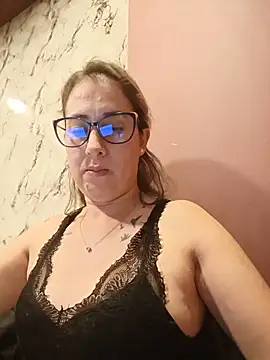 CHARLOTTE 1711 online show from 05-28-26, 03:14