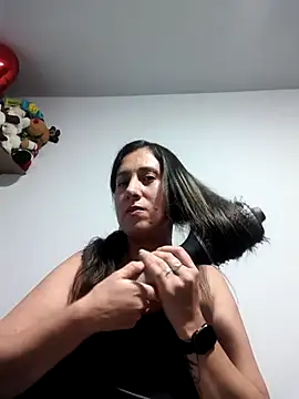 Snapshot of CHARLOTTE_1711 chatting on 09-28-25, 04:41 CHARLOTTE 1711 online show from 09-28-25, 04:41
