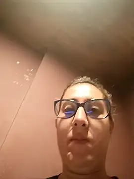 CHARLOTTE 1711 online show from 02-27-26, 03:51