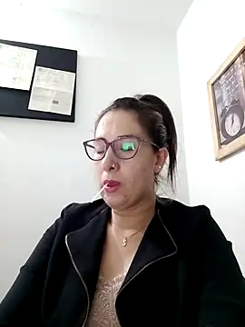 Snapshot of CHARLOTTE_1711 chatting on 03-03-25, 11:35 CHARLOTTE 1711 online show from 03-03-25, 11:35