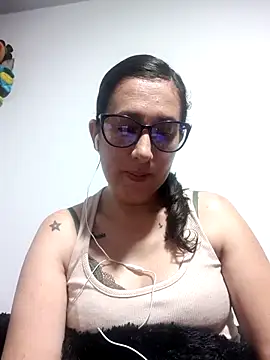 CHARLOTTE 1711 online show from 11-11-25, 03:45