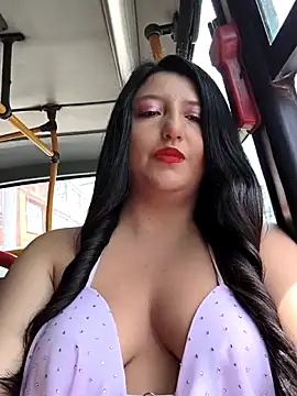 Snapshot of Melyy_Edii chatting on 06-14-26, 05:36 Melyy Edii online show from 06-14-26, 05:36