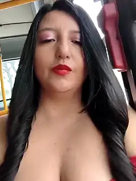 Snapshot of Melyy_Edii chatting on 06-13-26, 05:33 Melyy Edii online show from 06-13-26, 05:33