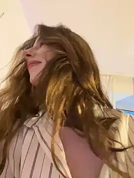 Snapshot of Mary_Leaf chatting on 01-23-25, 06:28 Mary Leaf online show from 01-23-25, 06:28