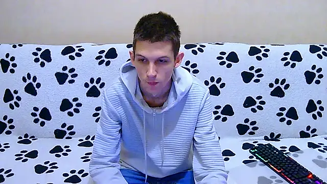 Lester Broo online show from 04-03-26, 09:43