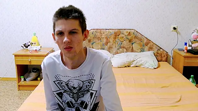 Lester Broo online show from 03-09-25, 03:01