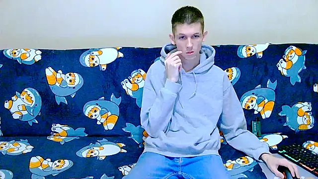 Lester Broo online show from 01-08-26, 04:18