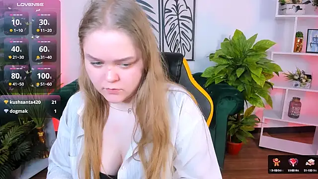 Snapshot of Erica__Alta chatting on 03-16-25, 09:49 Erica Alta online show from 03-16-25, 09:49
