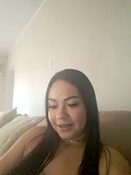 Snapshot of Novinhabonequinha3 chatting on 01-27-25, 08:28 Novinhabonequinha3 online show from 01-27-25, 08:28