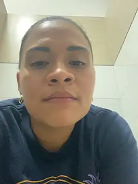 Yessica 832 online show from 04-23-26, 10:44