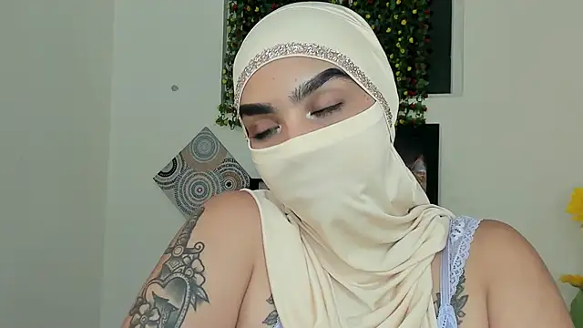 Maissa Alabi online show from 09-28-25, 05:20