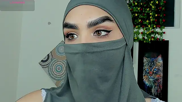 Maissa Alabi online show from 11-23-25, 05:01