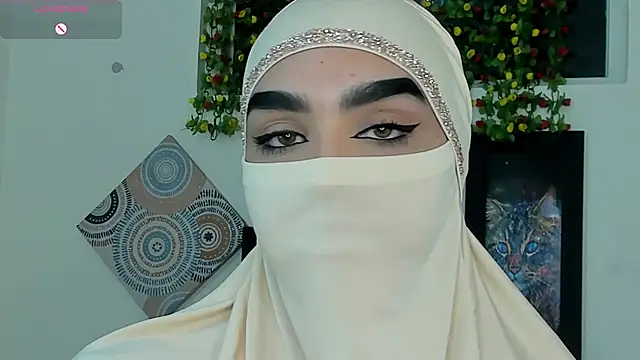 Maissa Alabi online show from 11-04-25, 09:07