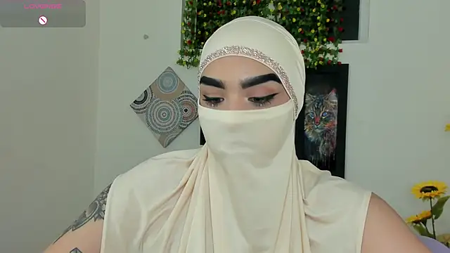 Maissa Alabi online show from 11-14-25, 07:06