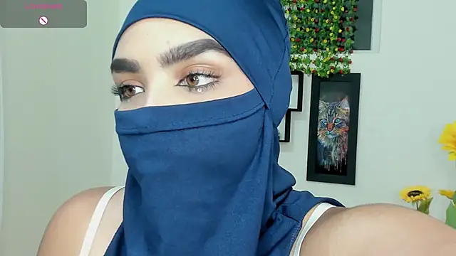 Maissa Alabi online show from 09-18-25, 07:28