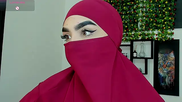 Maissa Alabi online show from 12-22-25, 05:02