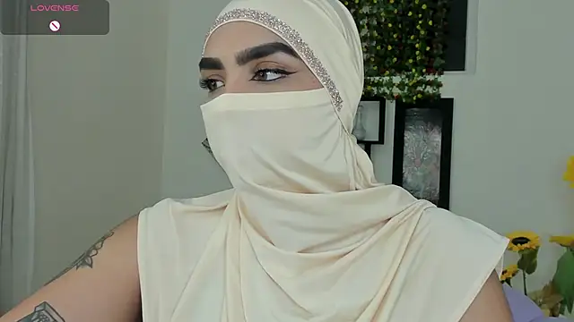 Maissa Alabi online show from 09-17-25, 07:05