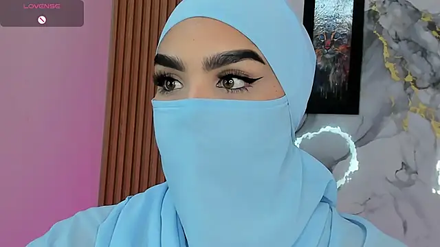 Snapshot of Maissa_Alabi chatting on 02-26-26, 08:09 Maissa Alabi online show from 02-26-26, 08:09