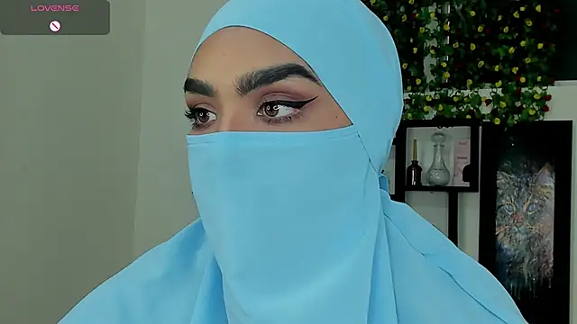 Snapshot of Maissa_Alabi chatting on 01-18-26, 07:28 Maissa Alabi online show from 01-18-26, 07:28