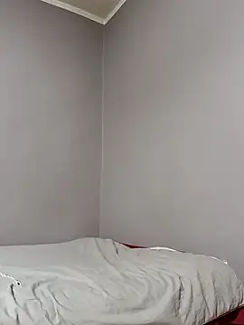 larzik94 online show from 03-10-26, 08:46