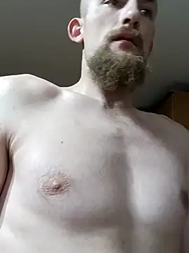 Snapshot of larzik94 chatting on 02-15-26, 02:49 larzik94 online show from 02-15-26, 02:49