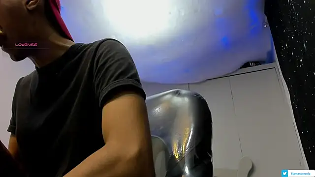 HarolddXL online show from 09-15-25, 01:11