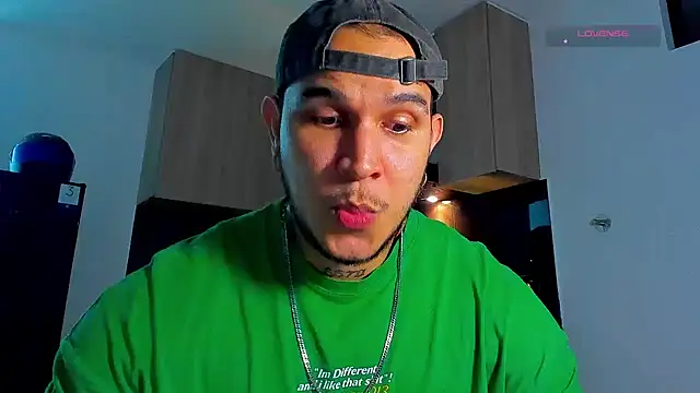 austinoficial online show from 03-21-26, 02:24