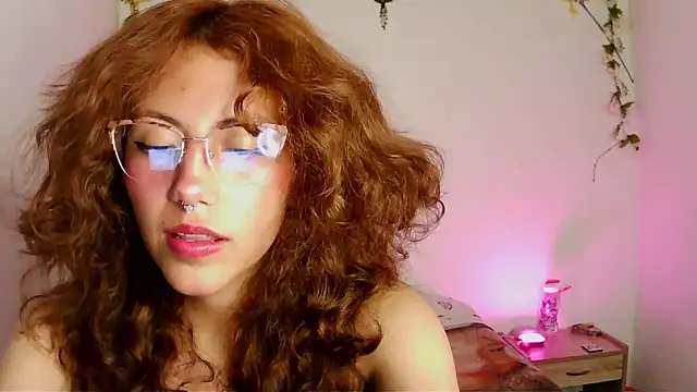 zoe ch  online show from 09-09-25, 04:33