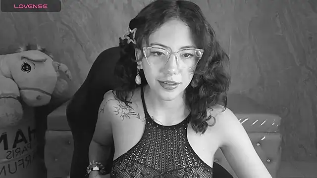 zoe ch  online show from 07-08-26, 03:08