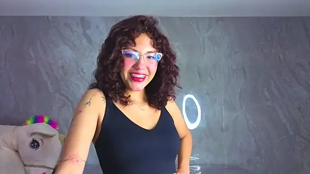 zoe ch  online show from 07-18-26, 03:15