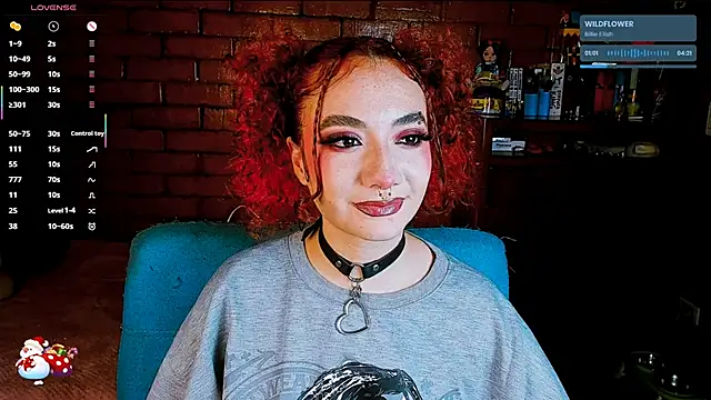 Annycolin  online show from 12-18-25, 03:22