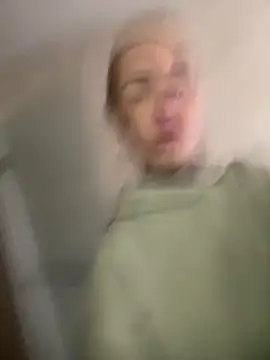 Black sweet Rose online show from 12-18-25, 11:03