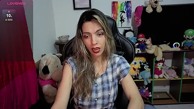 Princezzlove3 online show from 10-27-25, 12:33