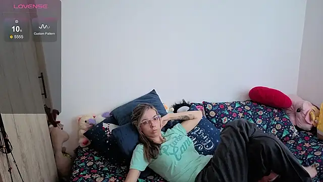 Princezzlove3 online show from 02-26-26, 02:17