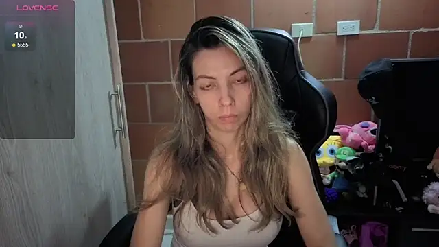 Princezzlove3 online show from 10-16-25, 12:19