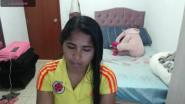 Snapshot of july-feria chatting on 09-09-25, 05:22 july-feria online show from 09-09-25, 05:22