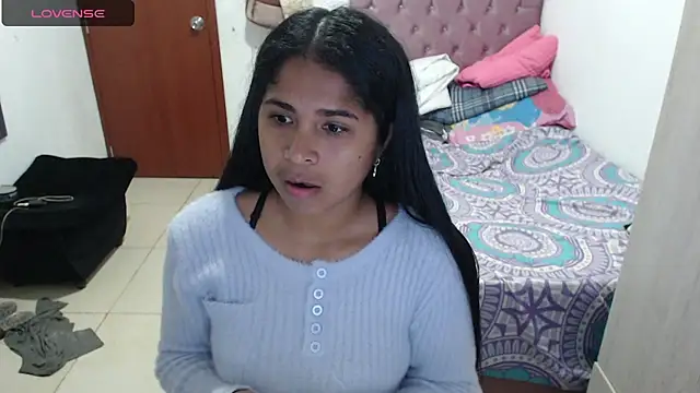 Snapshot of july-feria chatting on 03-20-25, 11:23 july-feria online show from 03-20-25, 11:23