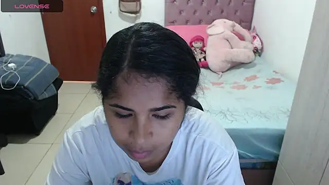 Snapshot of july-feria chatting on 10-11-25, 05:14 july-feria online show from 10-11-25, 05:14